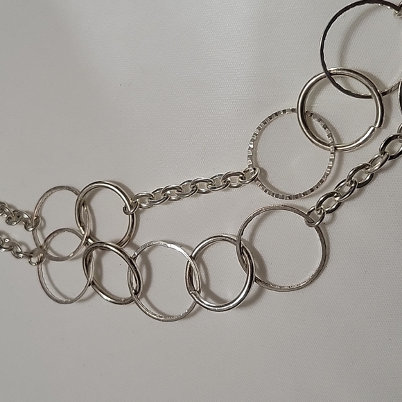Circular Chain Necklace - Picture 7 of 7